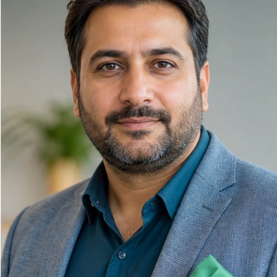 Contractor director testimonial portrait